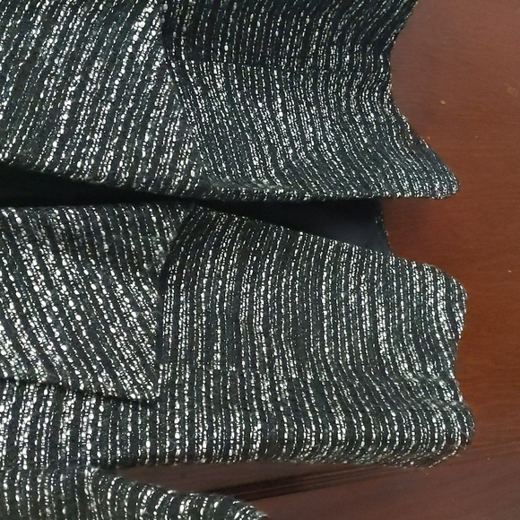 Chico's Black, Gray & White Long Sleeve Open Business Blazer Size Medium - Picture 6 of 10